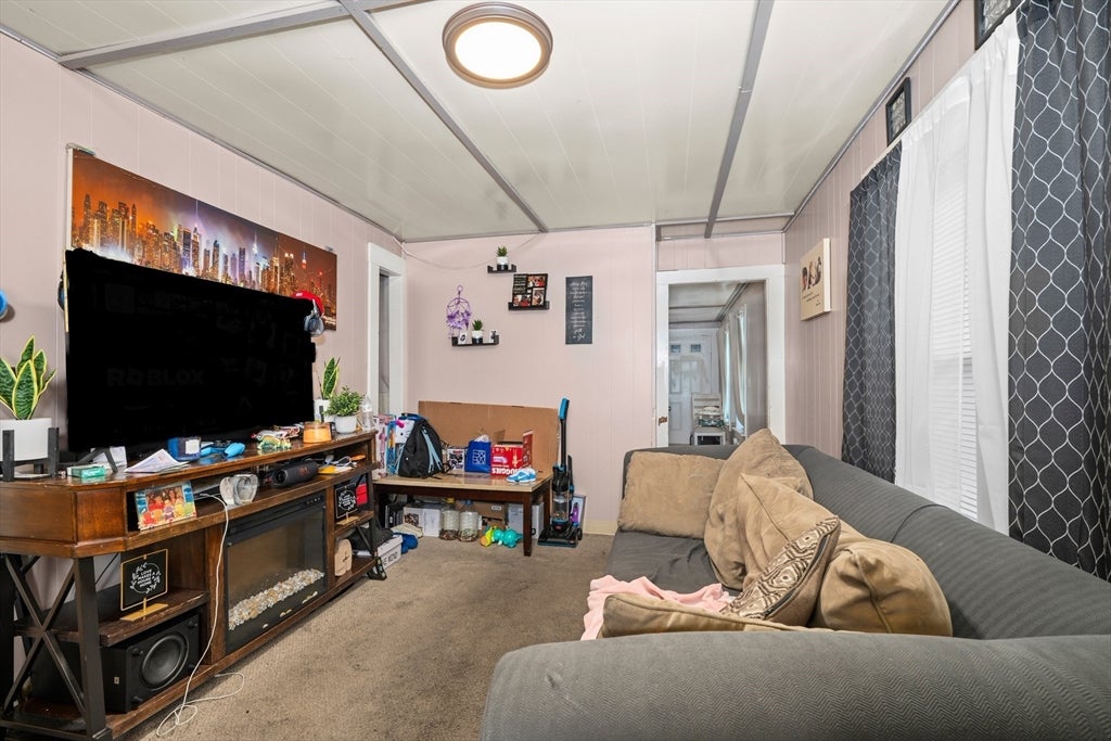 102 Sayles Street, Southbridge, MA Photo #14