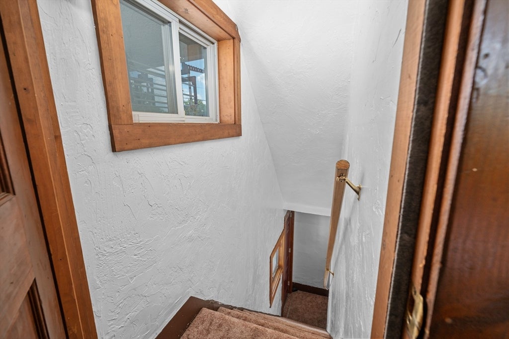 102 Sayles Street, Southbridge, MA Photo #34