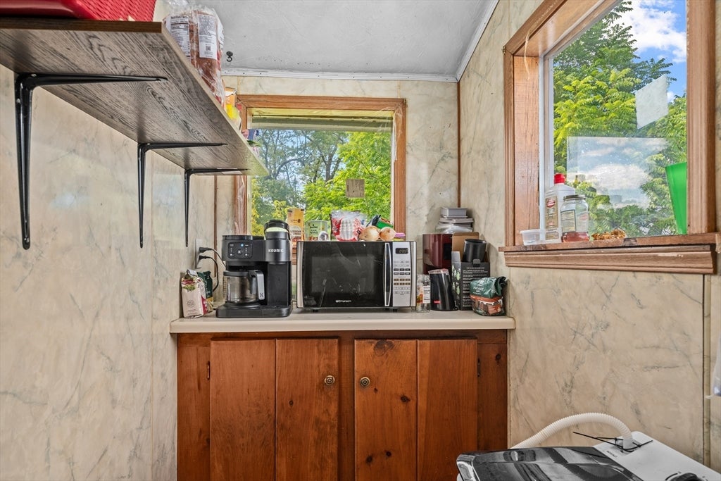 102 Sayles Street, Southbridge, MA Photo #18
