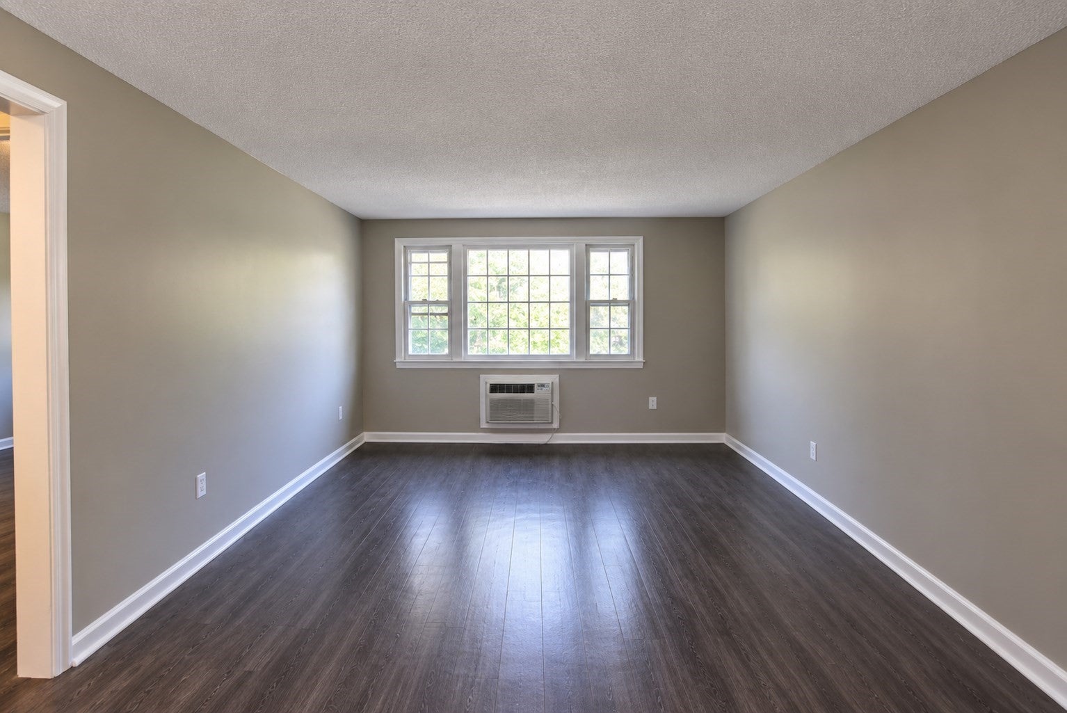 1 Trafalgar Dr #12A, Beverly, MA, 1 Trafalgar Dr #12A, Beverly, MA Photo #4