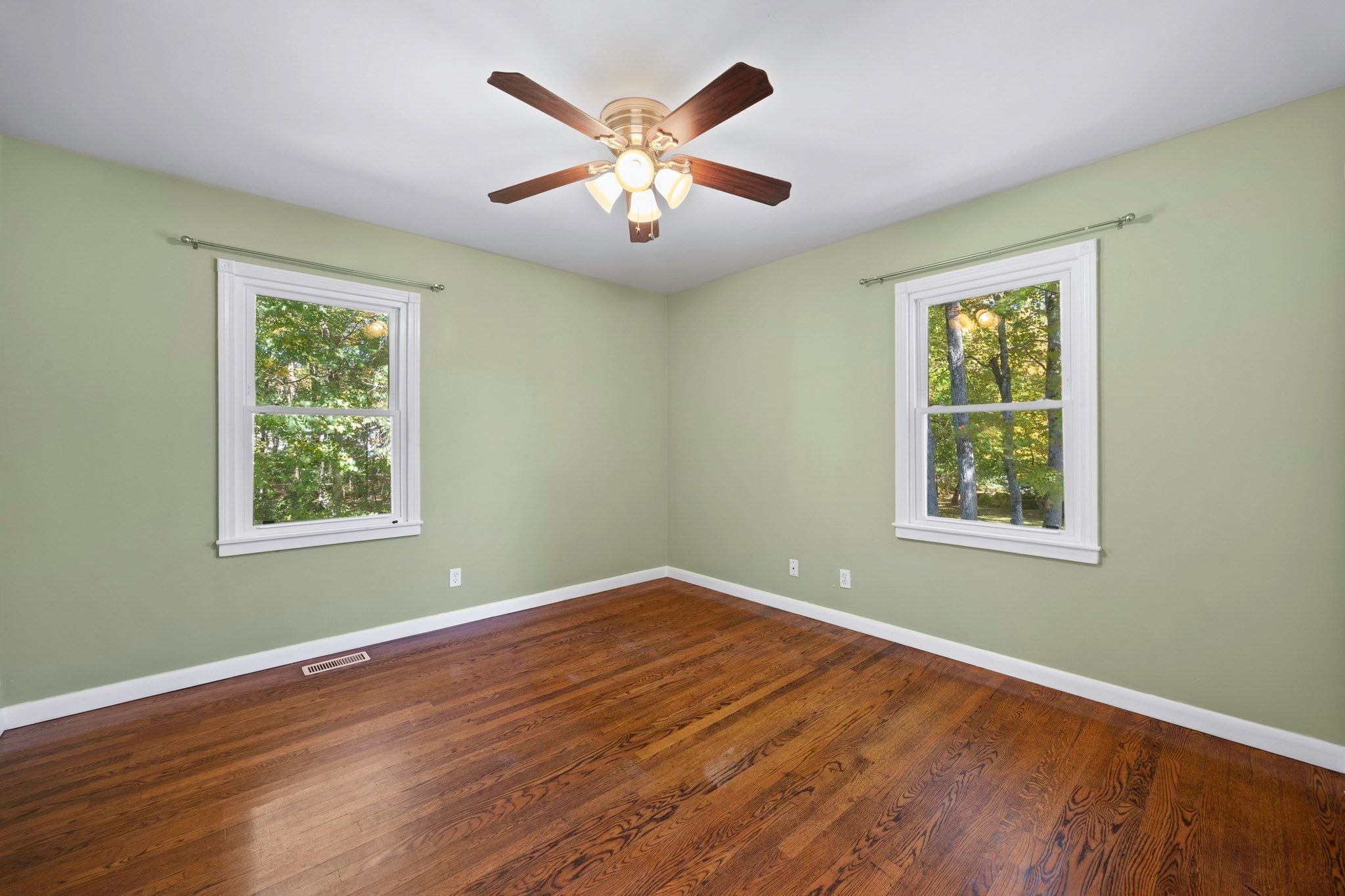 699 Benson Road, Northbridge, MA Photo #13