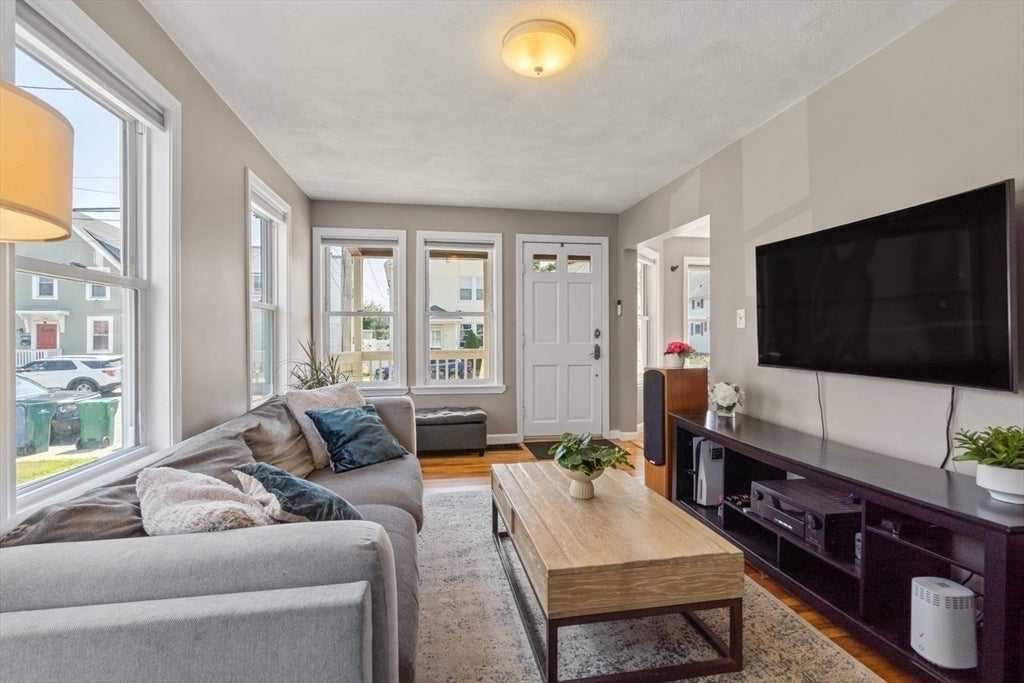 129 Maple Street, Lynn, MA, 129 Maple Street, Lynn, MA Photo #7