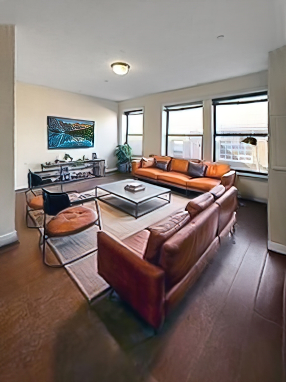 7 Main St 101