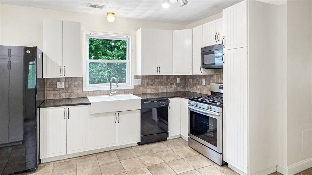 14 Cocasset ST #B, Foxboro, MA, 14 Cocasset ST #B, Foxboro, MA Photo #3