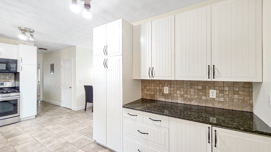 14 Cocasset ST #B, Foxboro, MA, 14 Cocasset ST #B, Foxboro, MA Photo #4