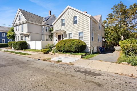 Photo of 49 Parker St, New Bedford, MA 02740 (MLS # 73440569) Photo of 49 Parker St, New Bedford, MA 02740 (MLS # 73440569)