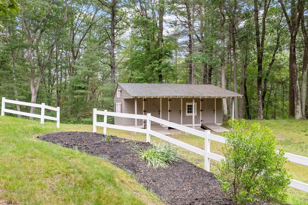 244 Hunters Ridge Road