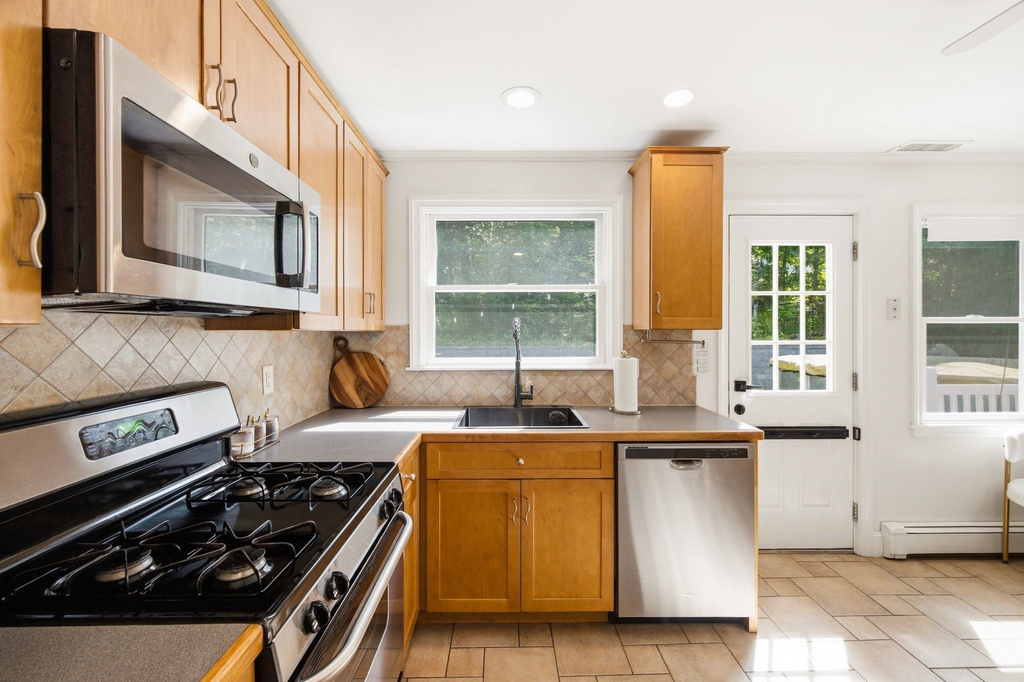 210 Nashua Rd, Billerica, MA, 210 Nashua Rd, Billerica, MA Photo #18