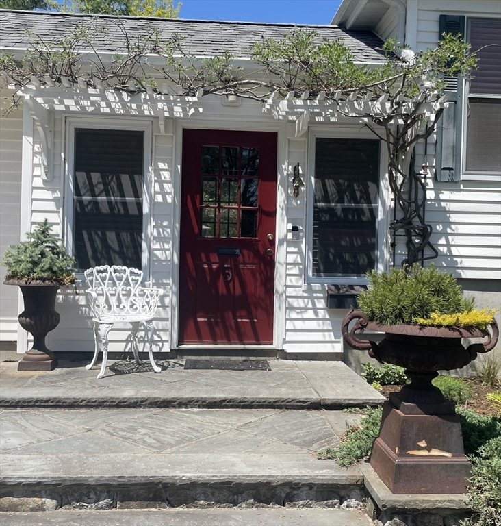 5 Longview St