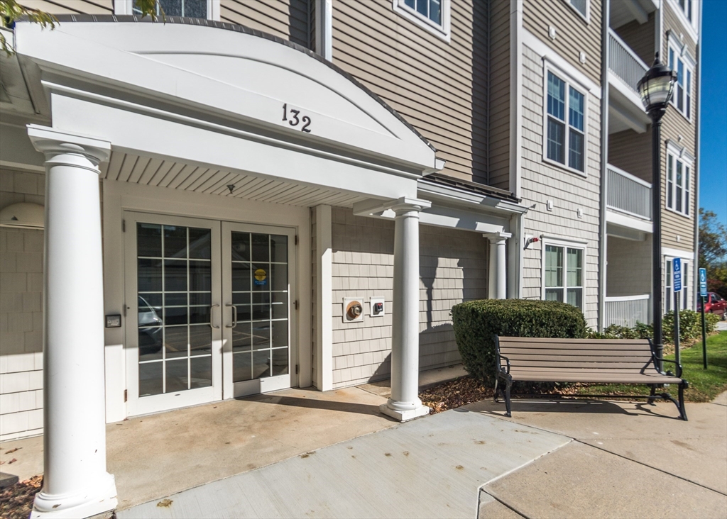 132 Clocktower Drive 4209