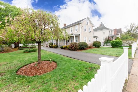 199 Lynn St Peabody MA 01960