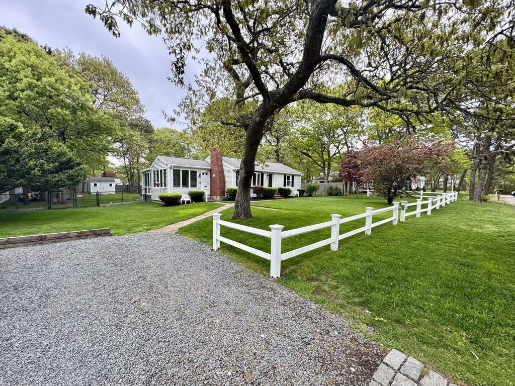 216 Cranberry Ln