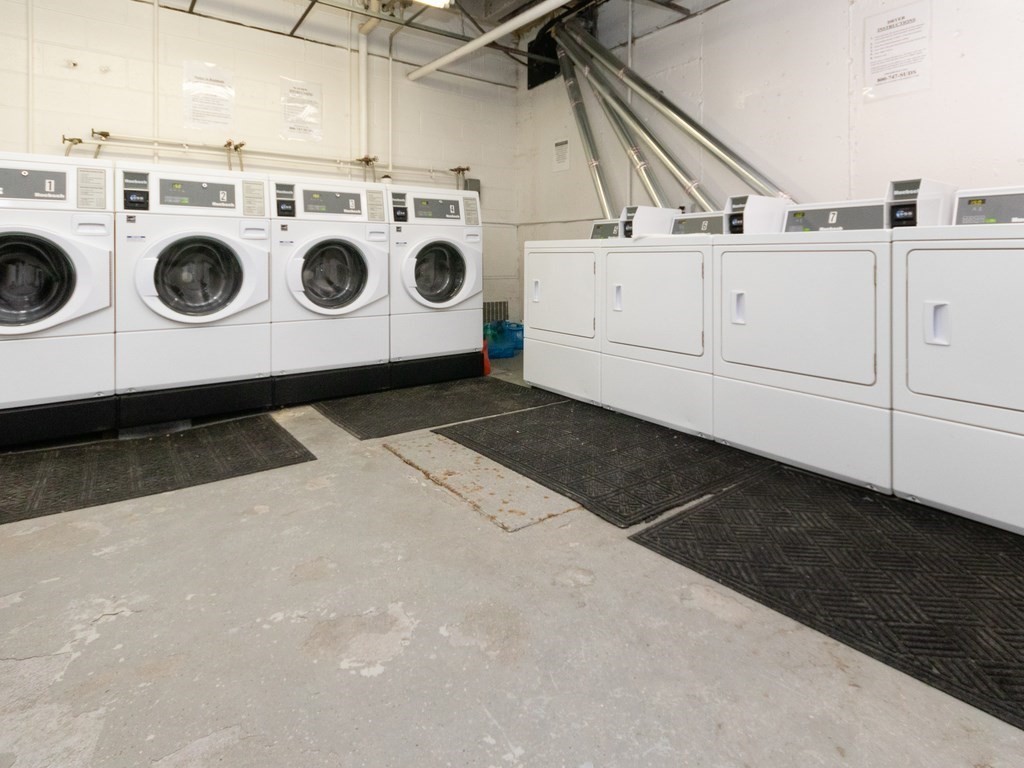 Watertown, Massachusetts 02472, United States, 2 Bedrooms Bedrooms, ,1 BathroomBathrooms,Residential,Active,127973