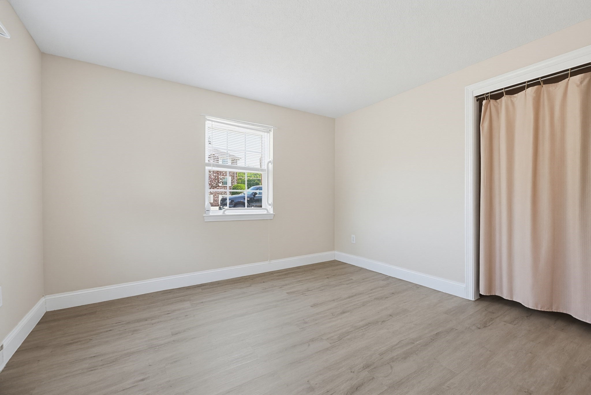 15 Frank Street #1, Dracut, MA, 15 Frank Street #1, Dracut, MA Photo #14