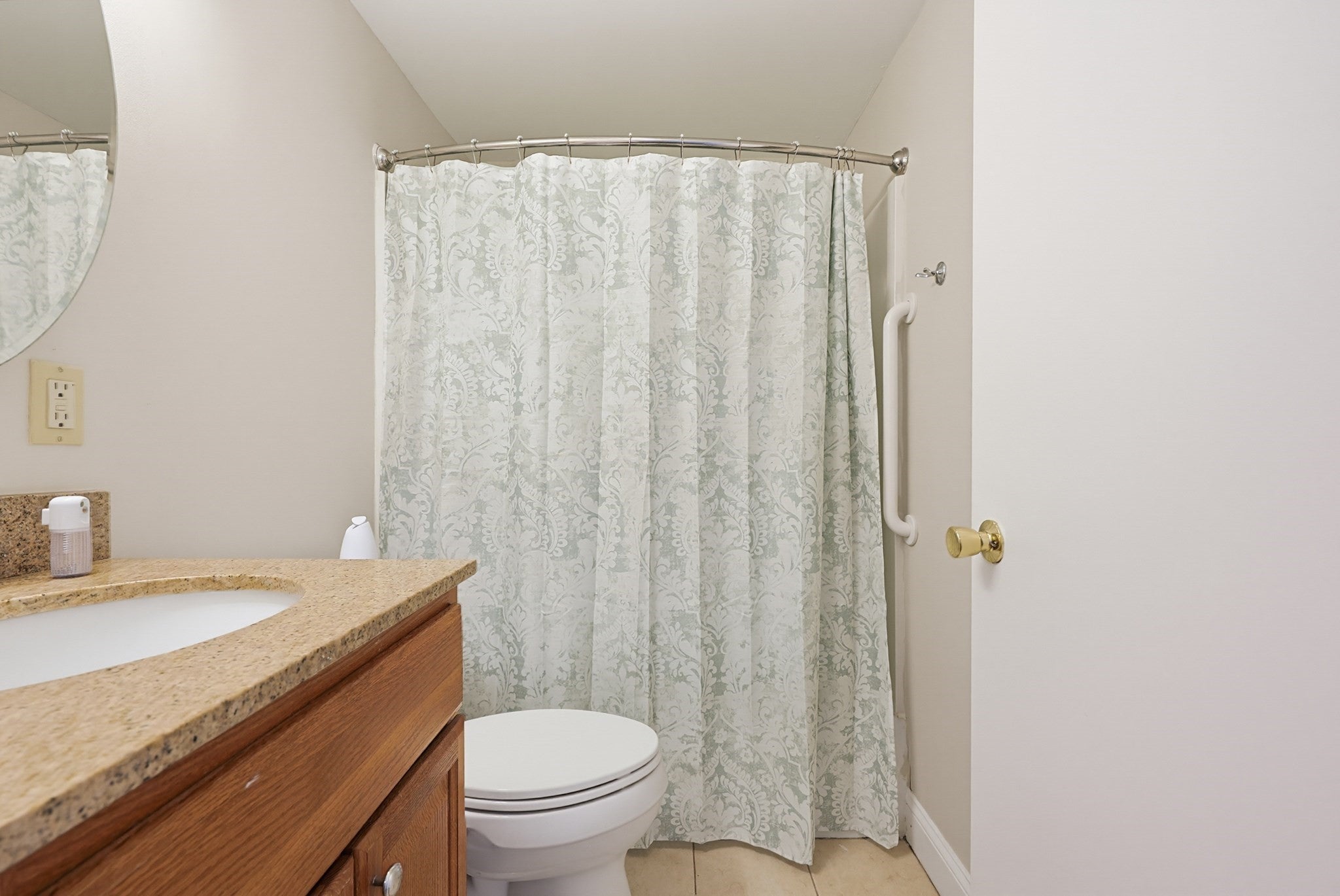15 Frank Street #1, Dracut, MA, 15 Frank Street #1, Dracut, MA Photo #9