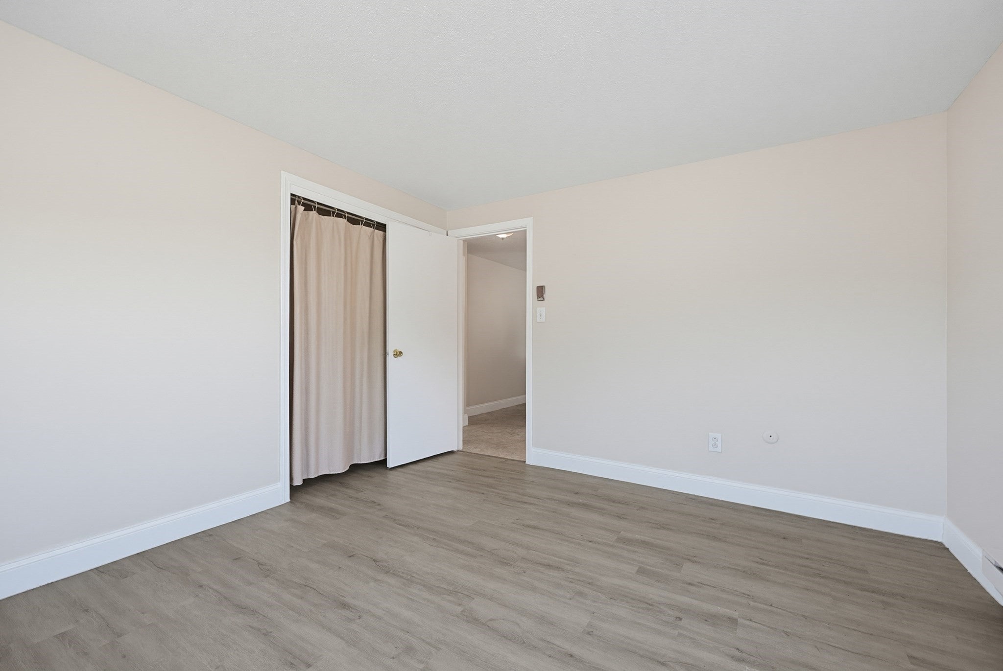 15 Frank Street #1, Dracut, MA, 15 Frank Street #1, Dracut, MA Photo #13