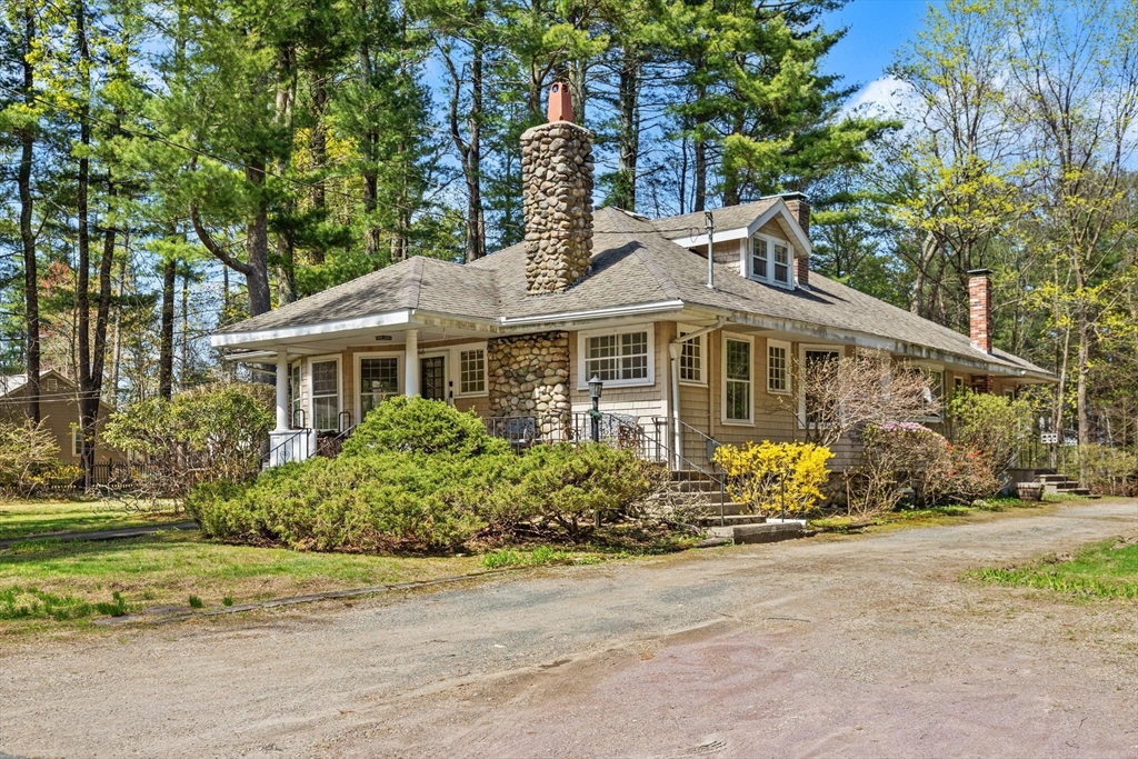 41 Pine Grove Ave