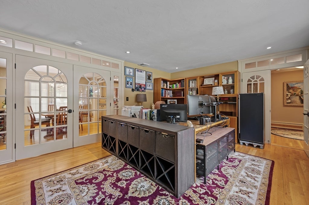 9 Cranbrook Rd, Shrewsbury, MA Photo #11