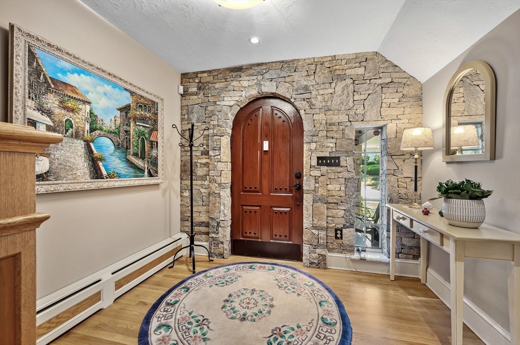 9 Cranbrook Rd