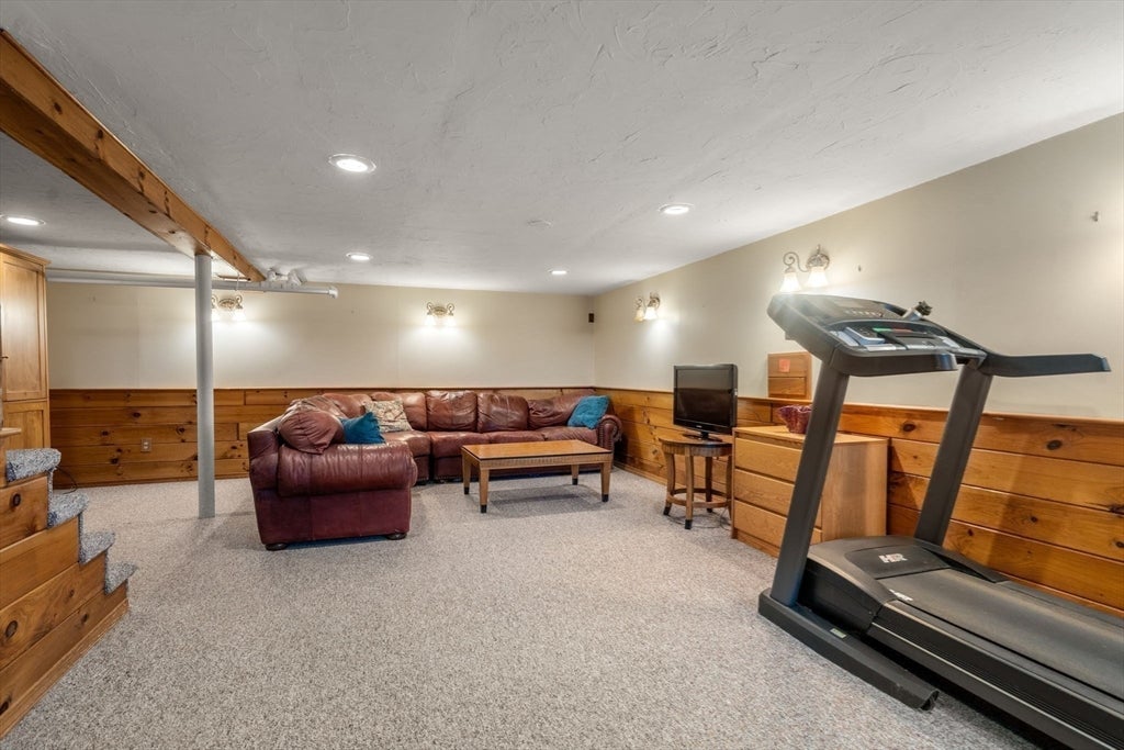 28 Maplewood Rd, Worcester, MA, 28 Maplewood Rd, Worcester, MA Photo #31