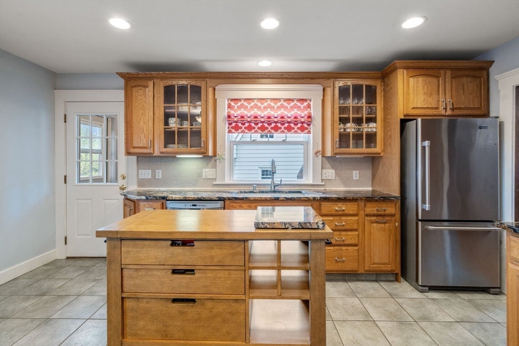 28 Maplewood Rd, Worcester, MA, 28 Maplewood Rd, Worcester, MA Photo #13