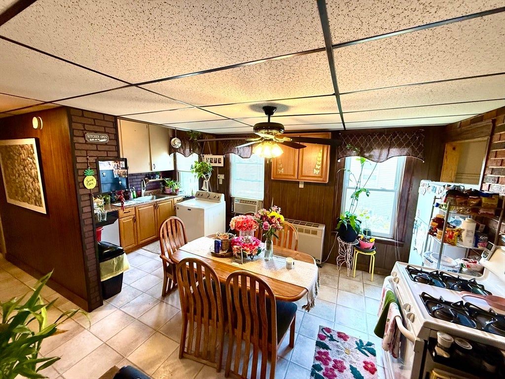 58 Gage St, Worcester, MA Photo #16