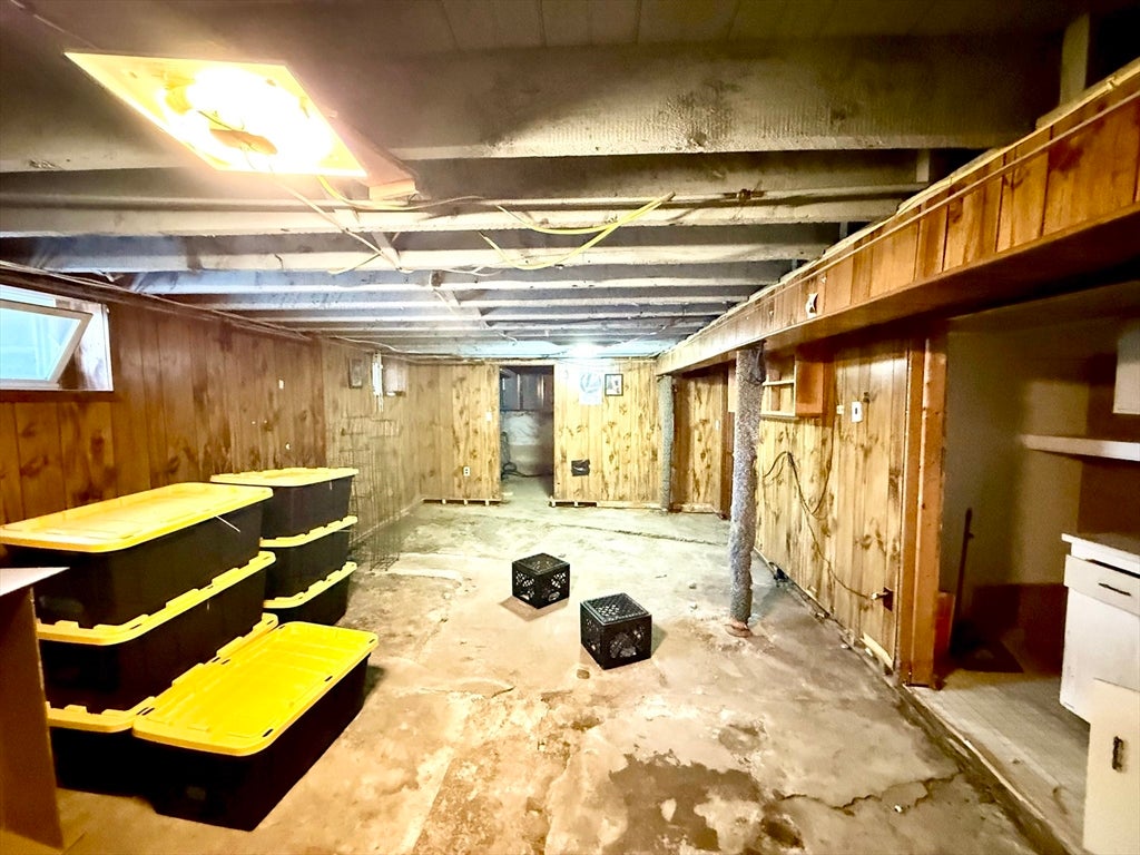 58 Gage St, Worcester, MA Photo #12