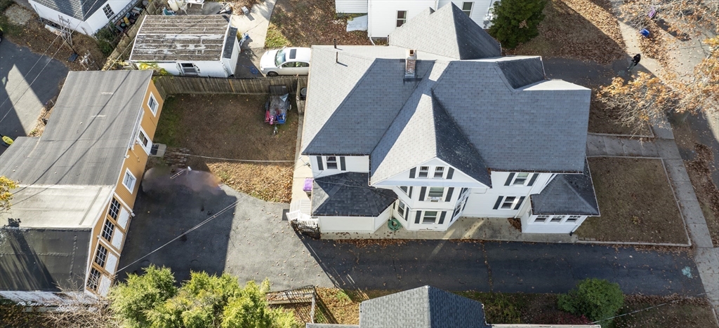 26 Laurel St