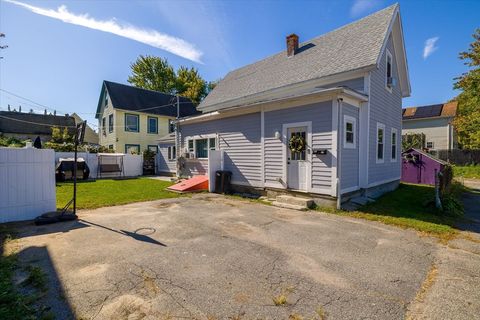 17 Riley St Worcester MA 01610