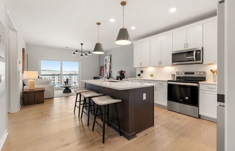 320 Martins Landing Way 303 North Reading MA 01864