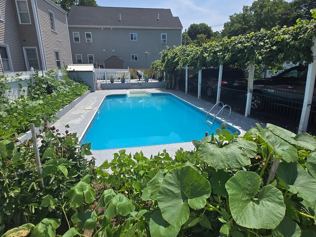 78 Summer St, Brockton, MA, 78 Summer St, Brockton, MA Photo #3