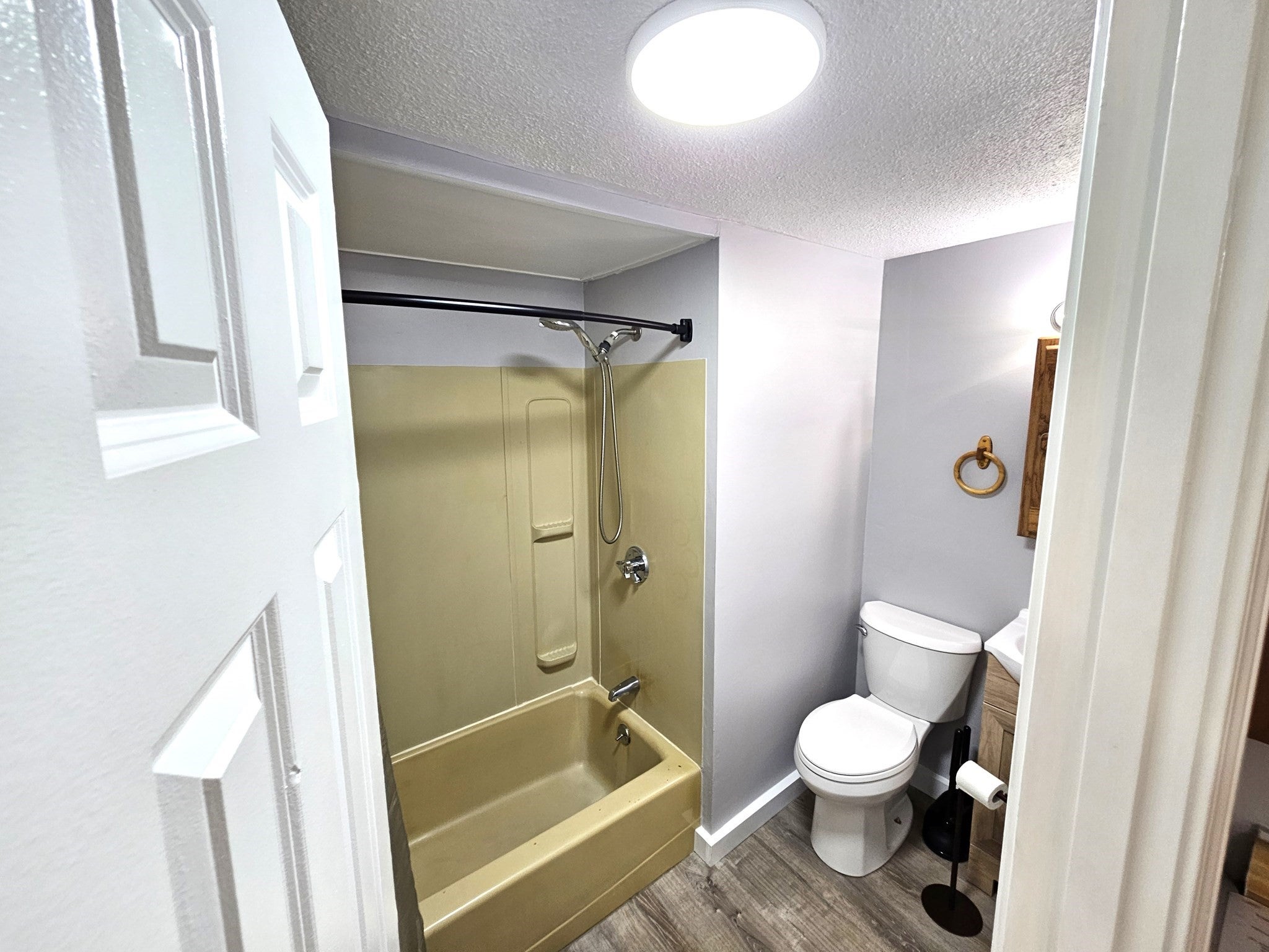 558 East School St, Woonsocket, RI, 558 East School St, Woonsocket, RI Photo #12