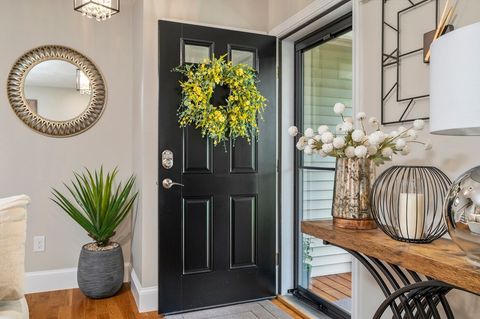 16 Farnum St 16 Uxbridge MA 01569