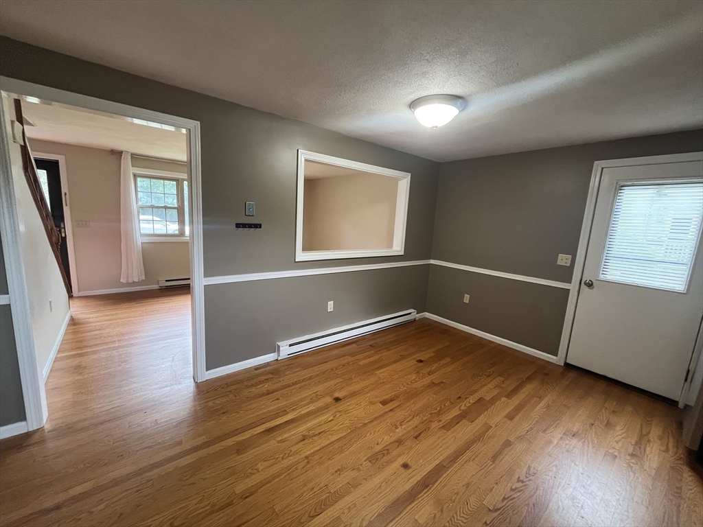 272 W Central St 272