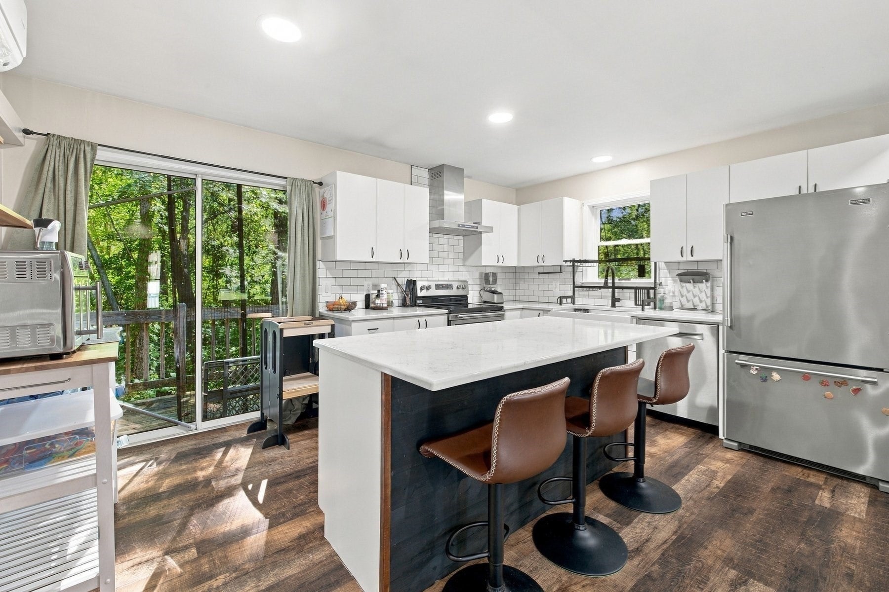24 Morse Ave