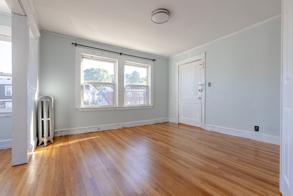 257 Belgrade Ave