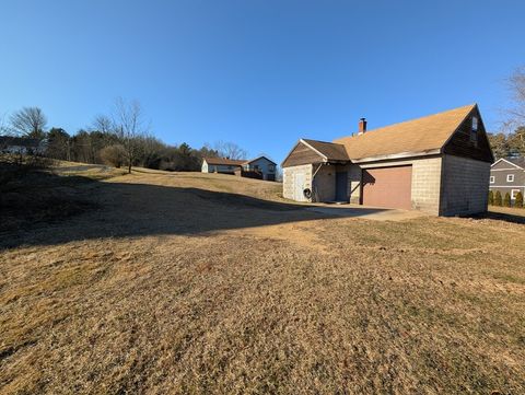 Photo of 7 King Rd, Charlton, MA 01507 (MLS # 73463633)