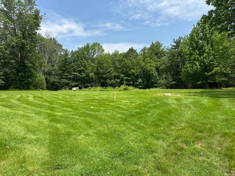 4 Weaverfarm Road Rutland MA 01543