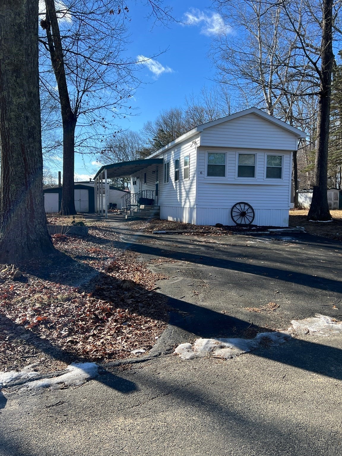 6 Stagecoach Drive