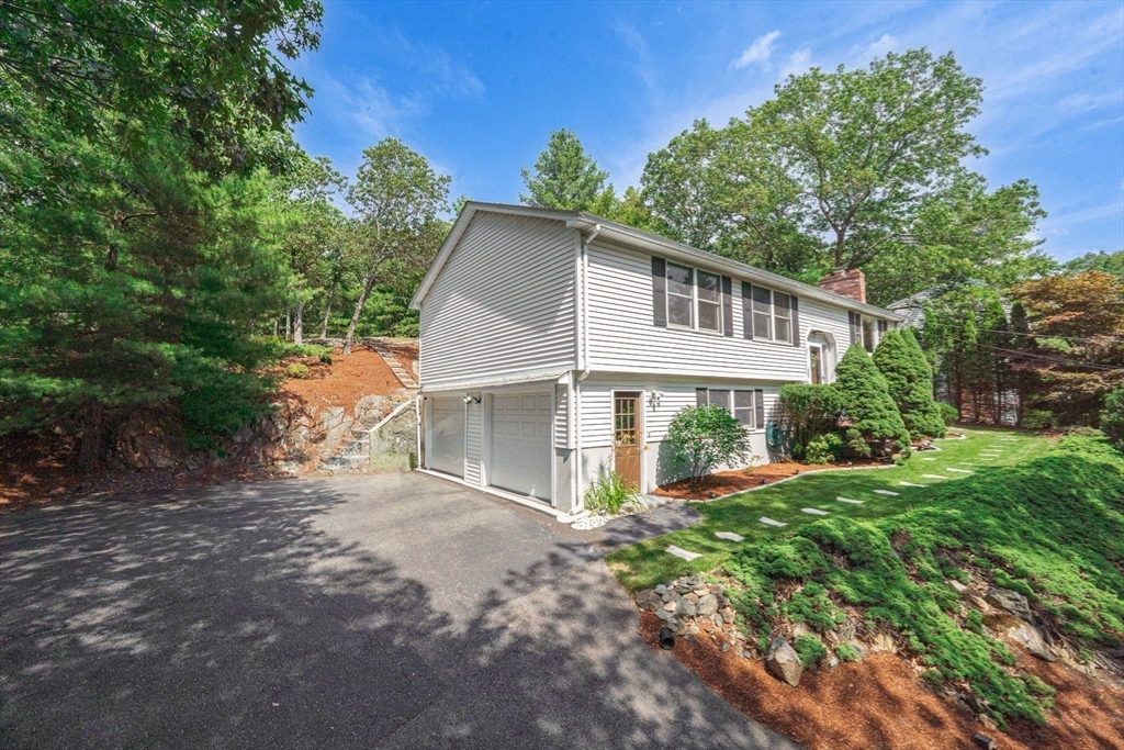 40 Waltham St