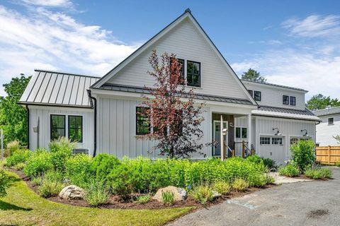Photo of 22 Hatch Farm Lane, Concord, MA 01742 (MLS # 73463404)