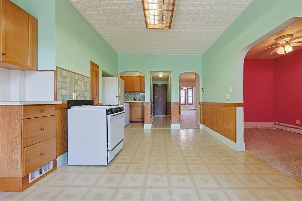 233 Saratoga Street, Boston, MA, 233 Saratoga Street, Boston, MA Photo #5