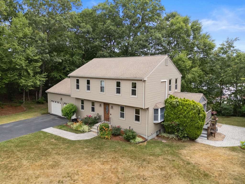 6 Crockett Cir