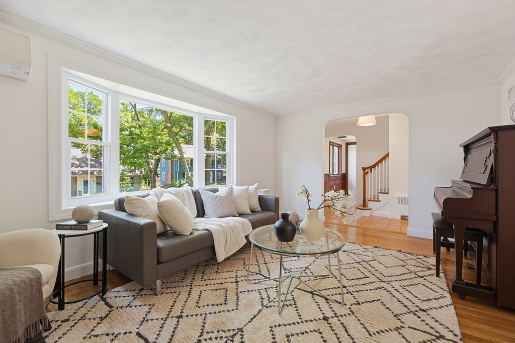 36 Grandview Ave