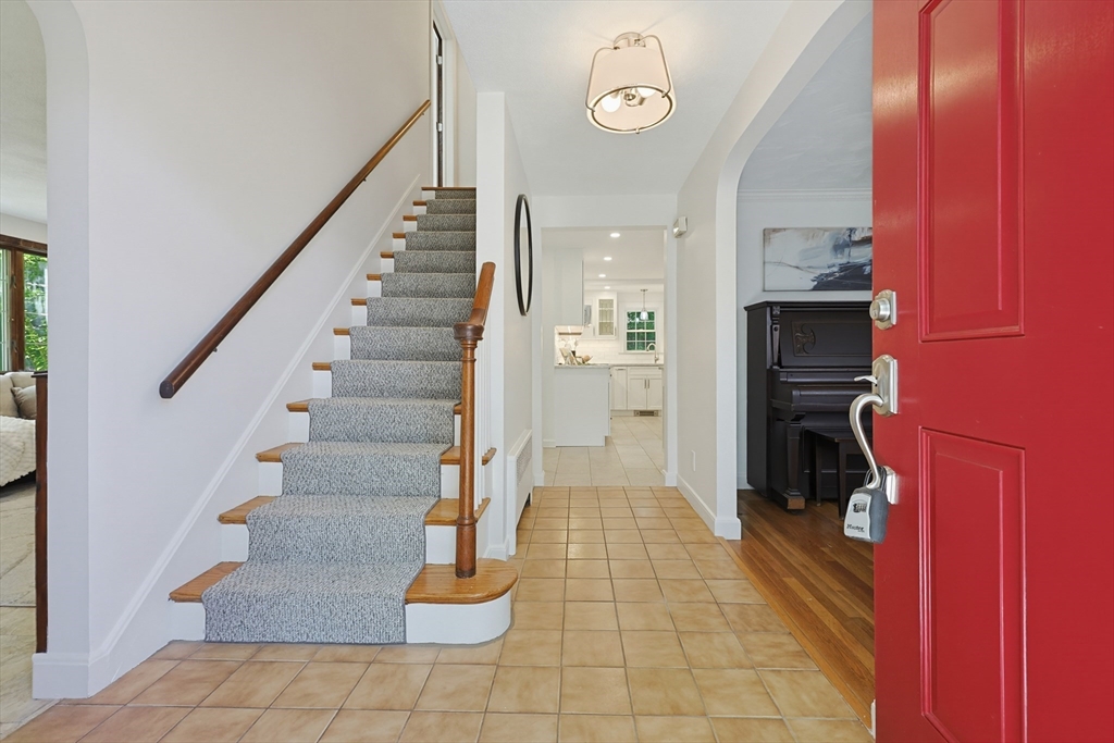 36 Grandview Ave