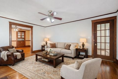 120 Warwick Road 120 Newton MA 02459