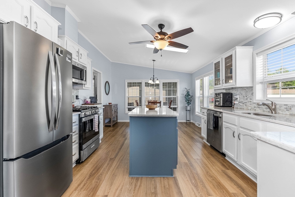 54 Georges Loop