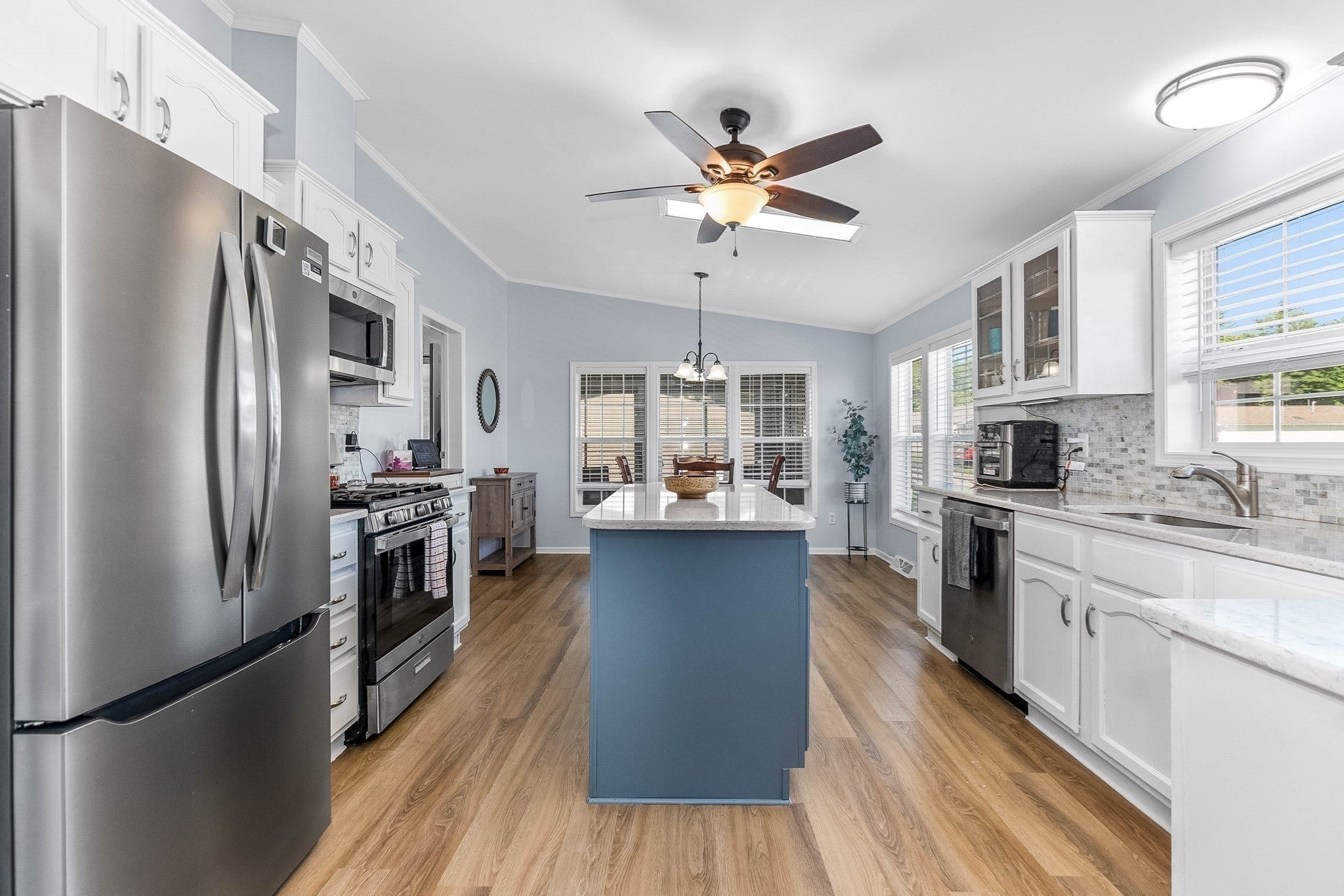 54 Georges Loop