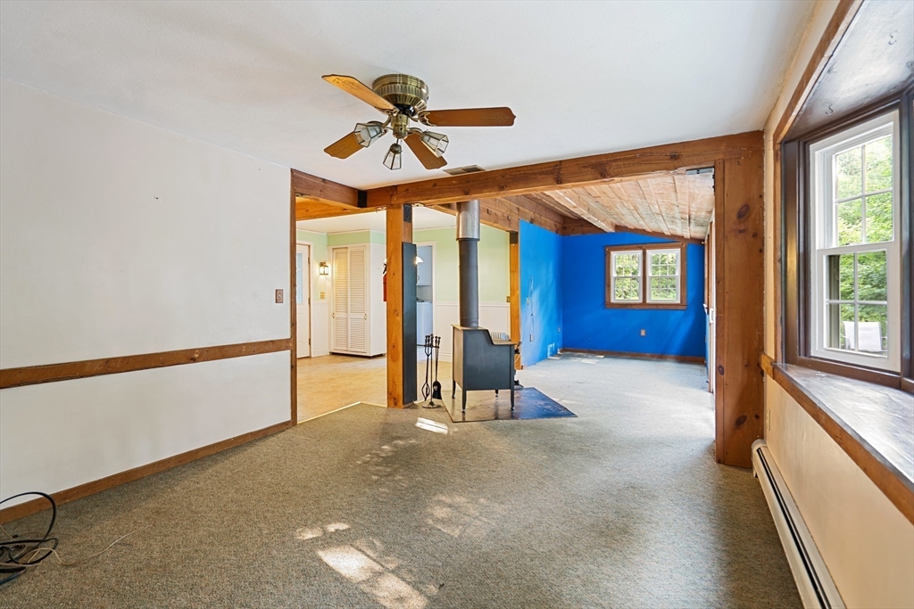 East Longmeadow, Massachusetts 01028, United States, 3 Bedrooms Bedrooms, ,2 BathroomsBathrooms,Residential,Pending,185963