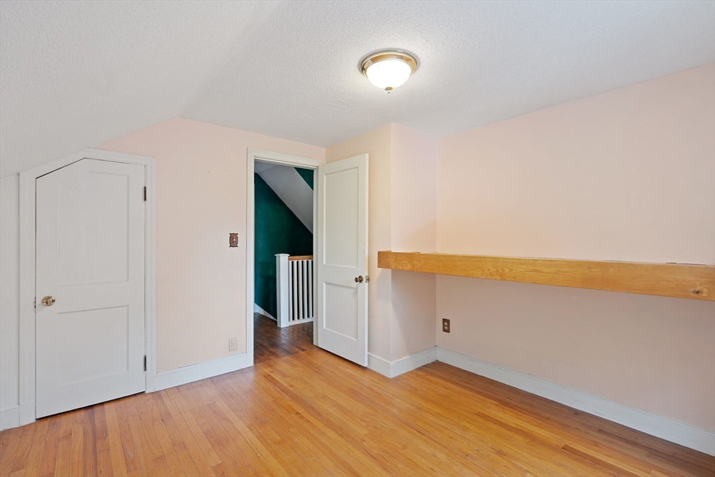 East Longmeadow, Massachusetts 01028, United States, 3 Bedrooms Bedrooms, ,2 BathroomsBathrooms,Residential,Pending,185963